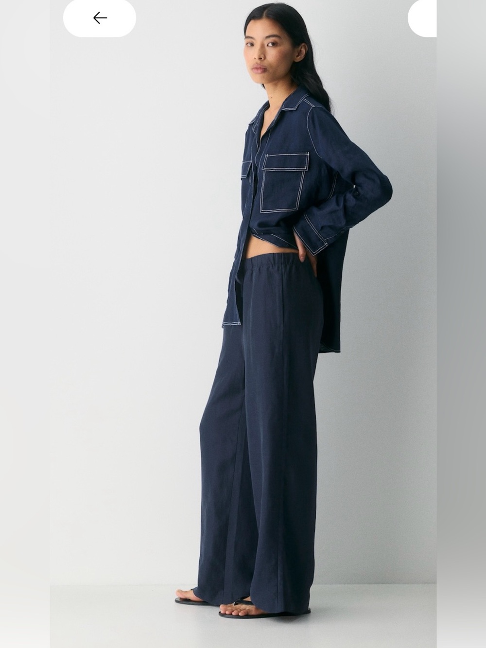 Aritzia Cruise Linen Wide Leg Lodge Pants size M, color Admiral, length Regular